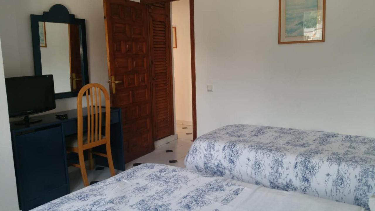 Es Grop Apartments Portinatx Eksteriør bilde